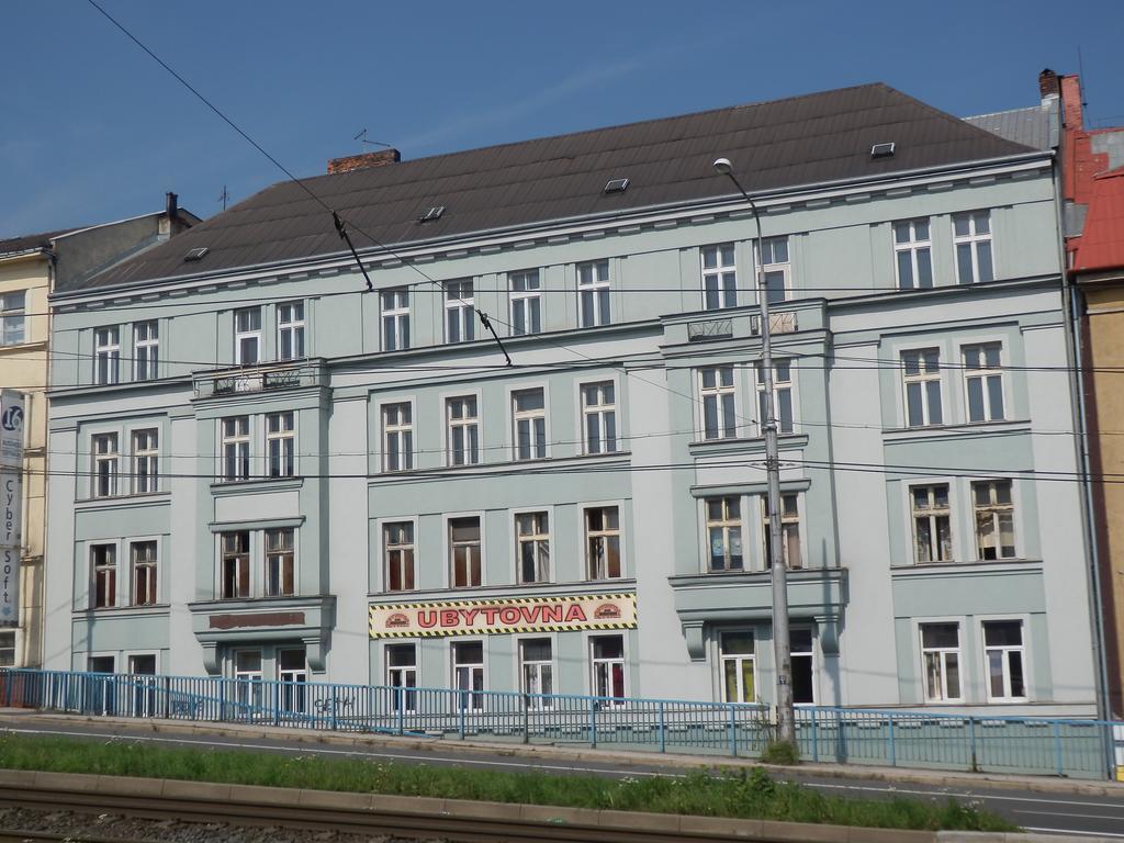 Ubytovna Pod Mostem Ostrava Buitenkant foto